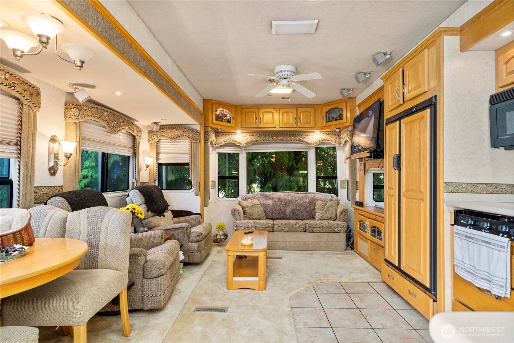 Property photo 35