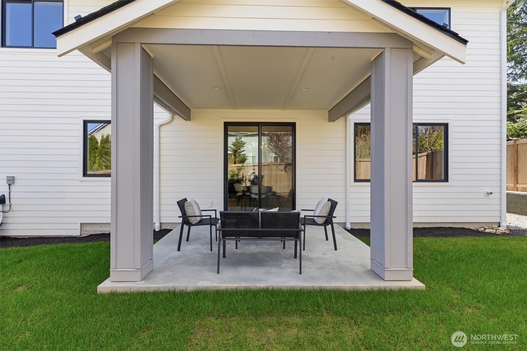 Property photo 35