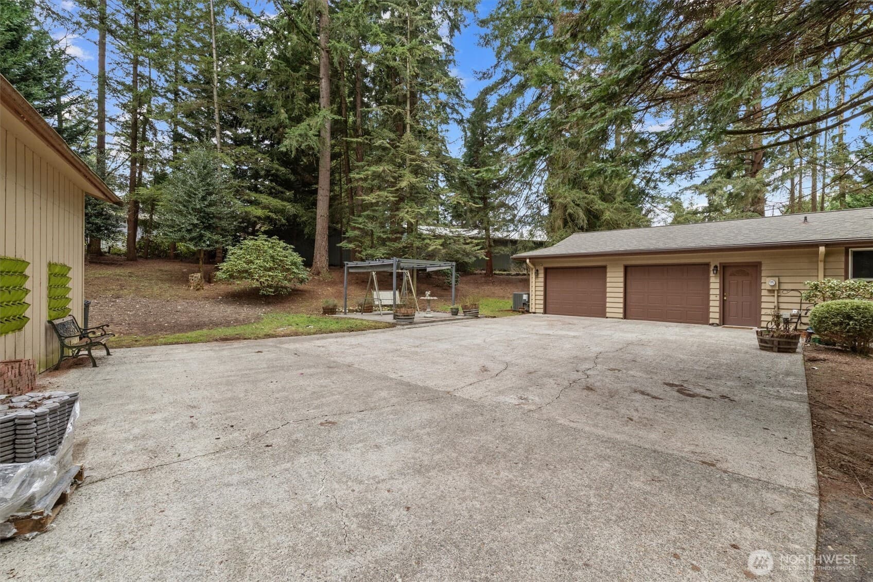 Property photo 33