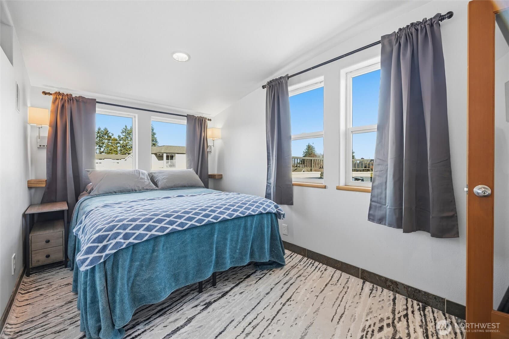 Property photo 32