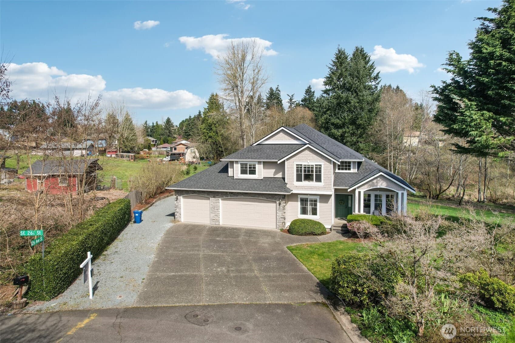 Property photo 35