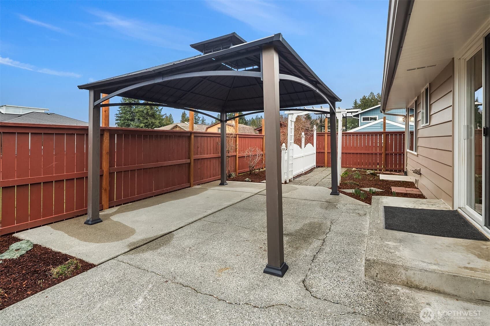 Property photo 28