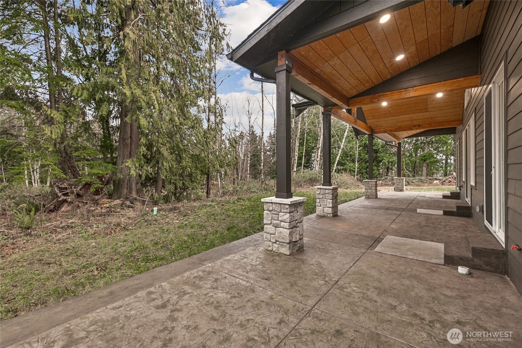 Property photo 37