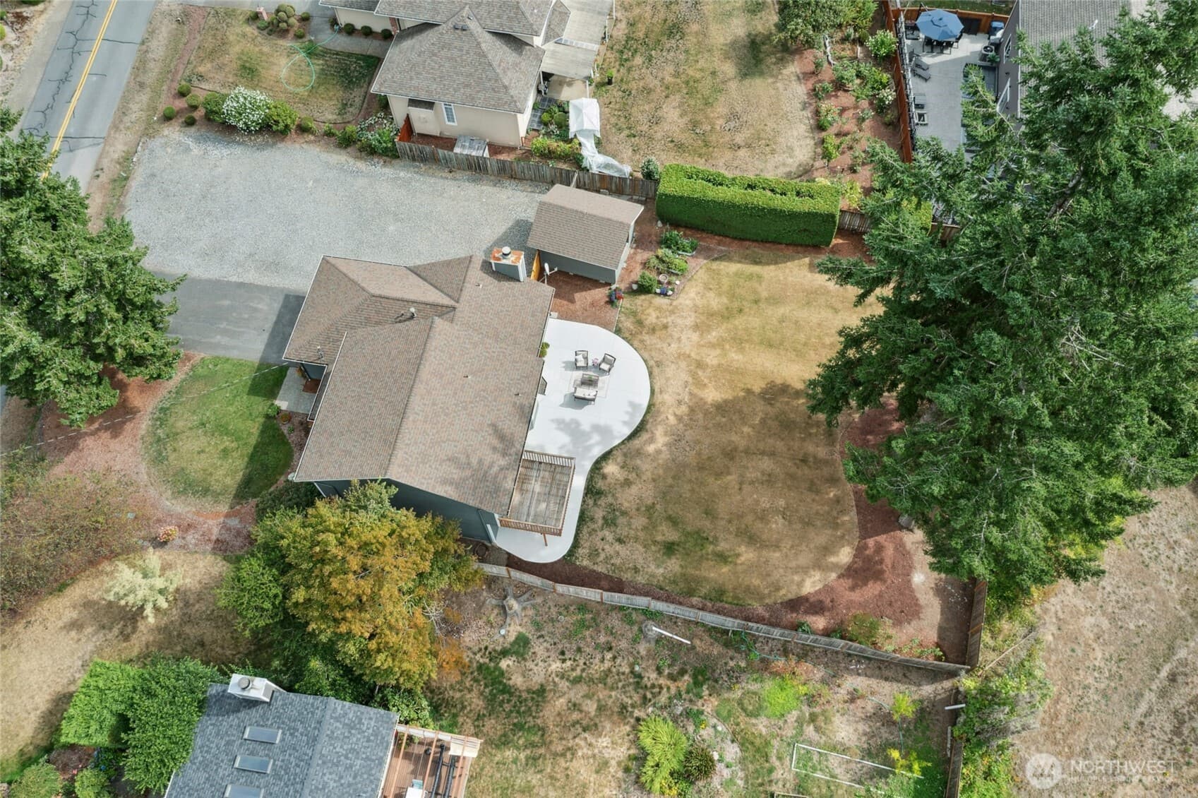 Property photo 35