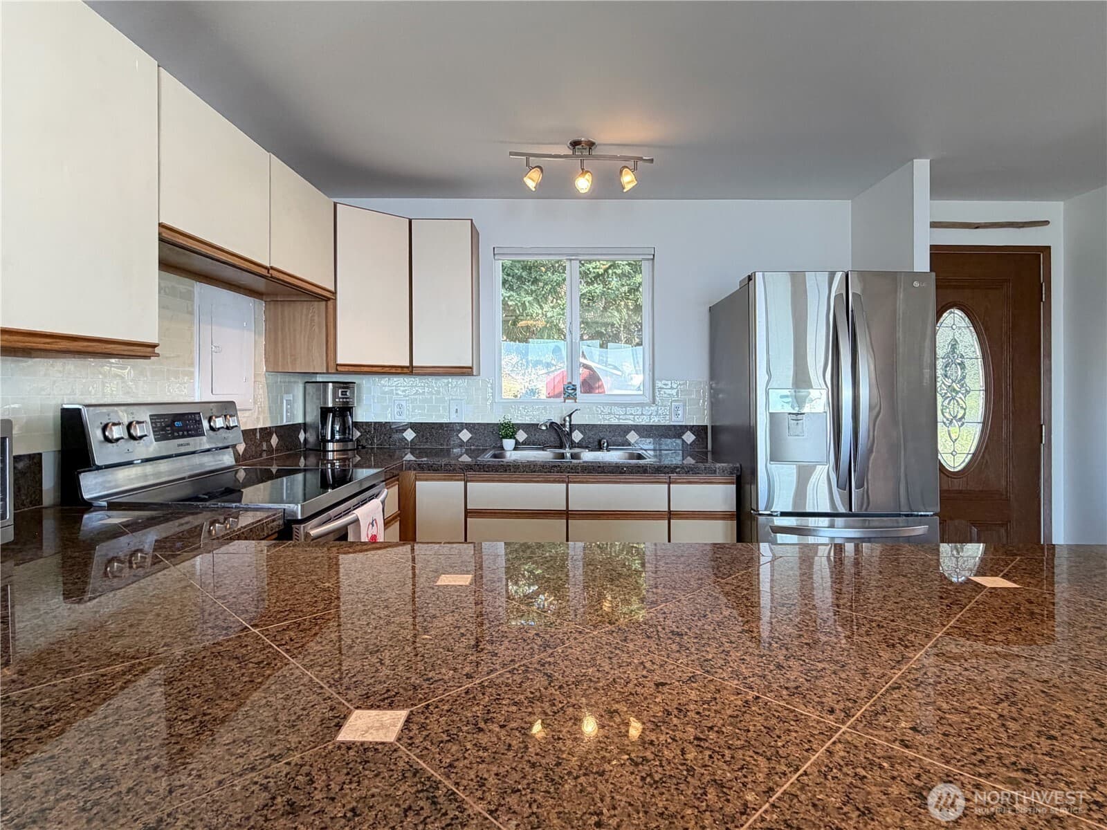 Property photo 16
