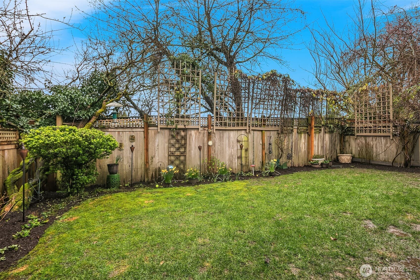 Property photo 35