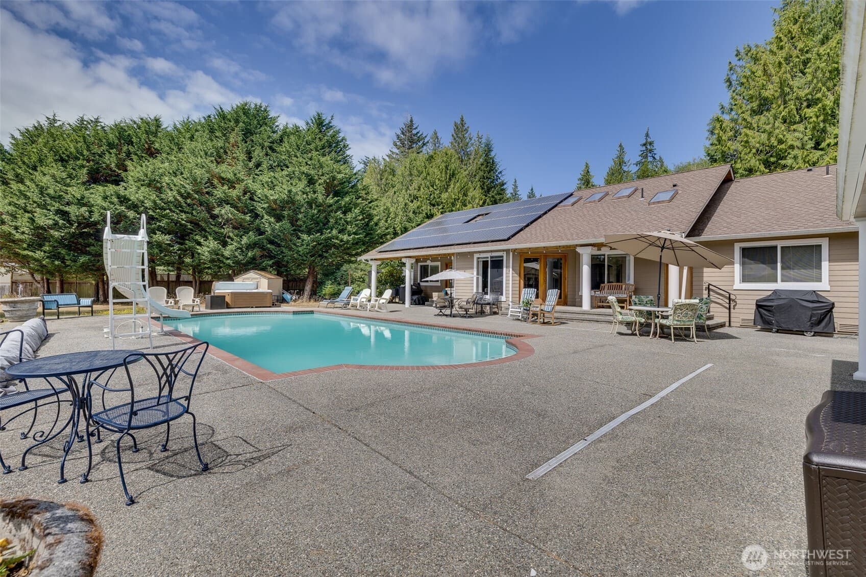 Property photo 38