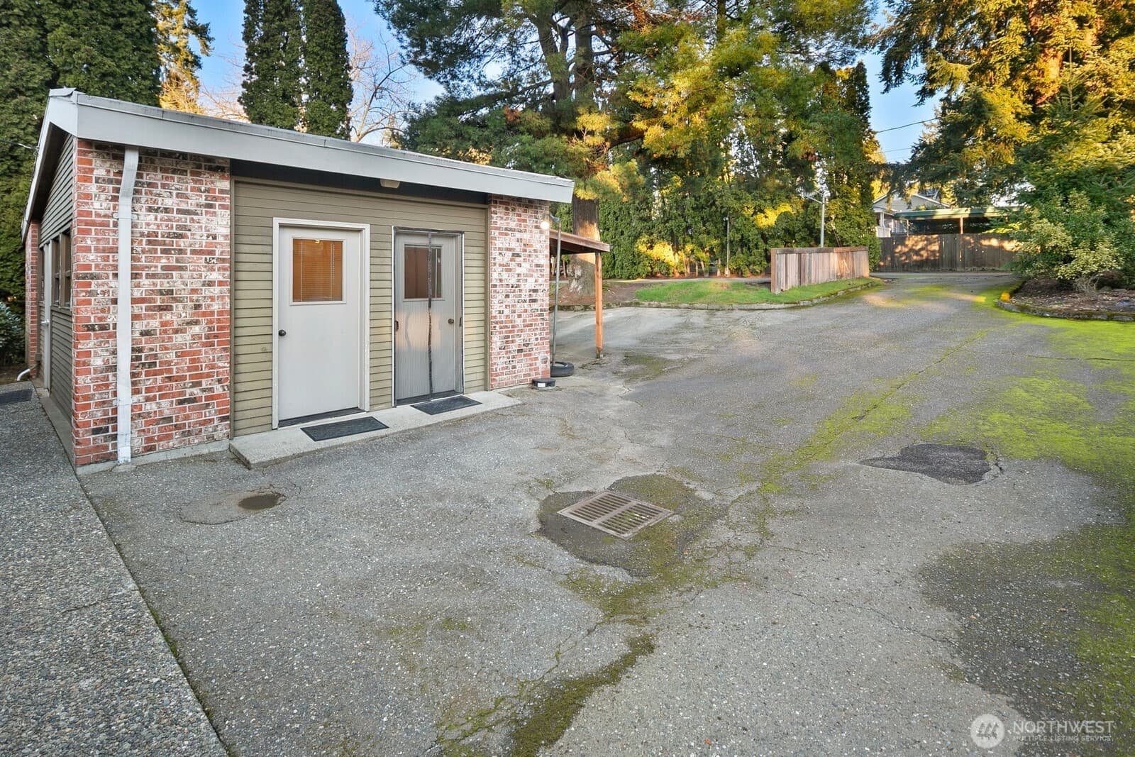 Property photo 28