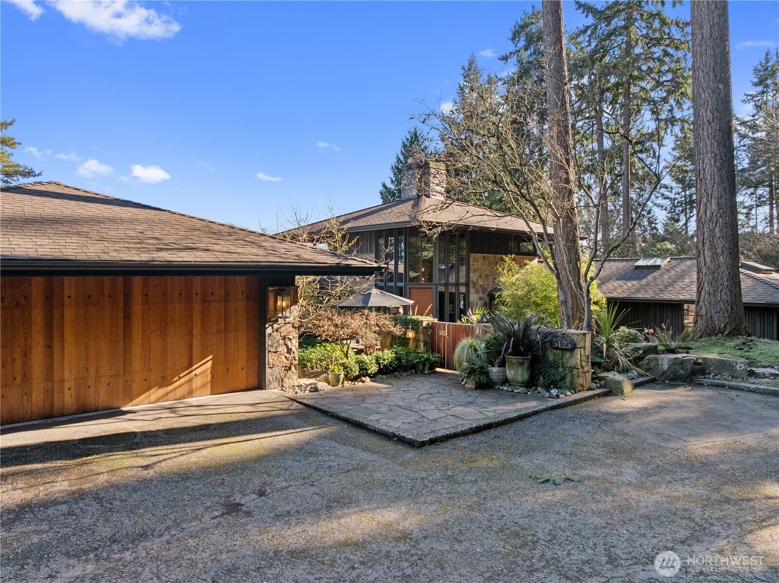 Property photo 37