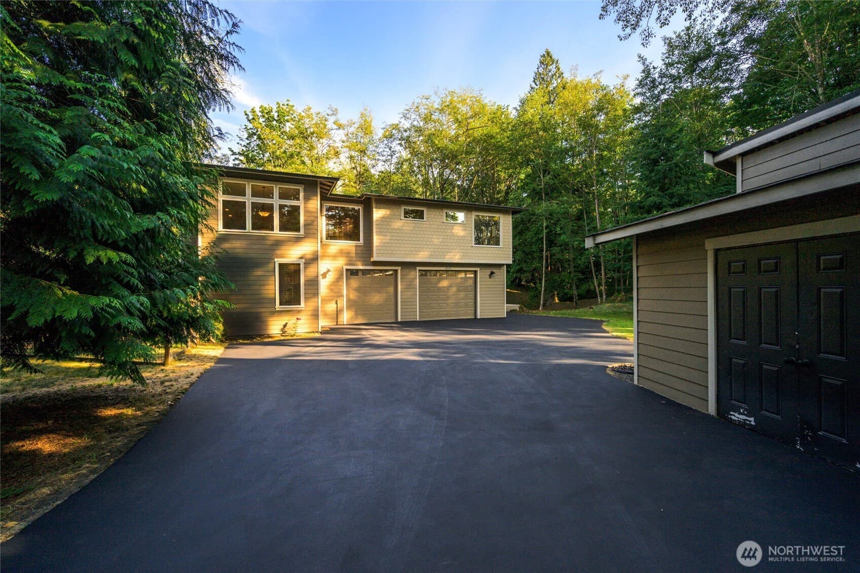 Property photo 38