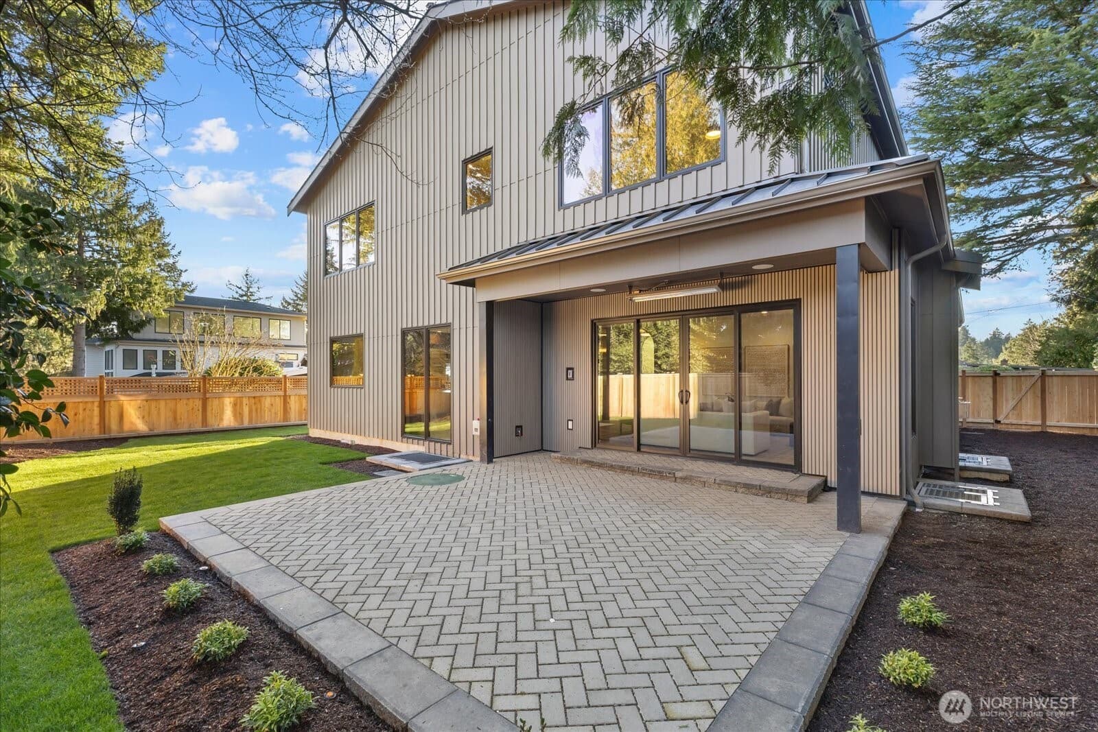 Property photo 33