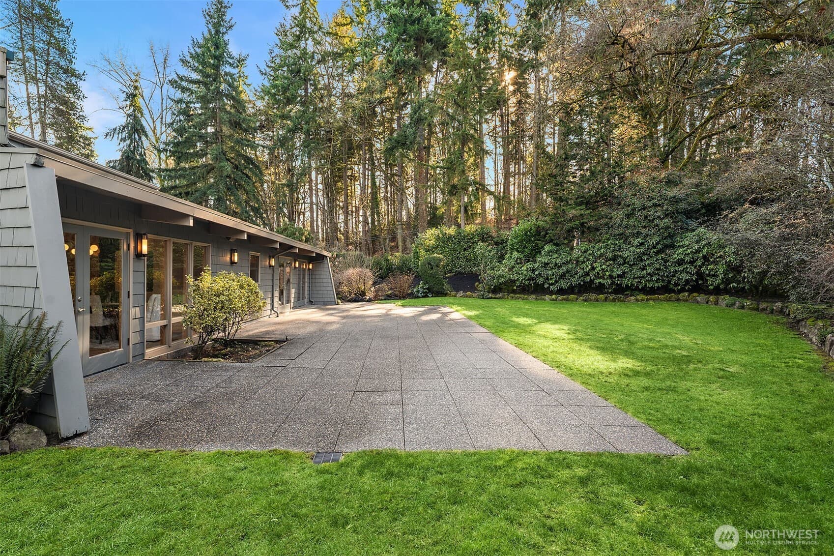 Property photo 35