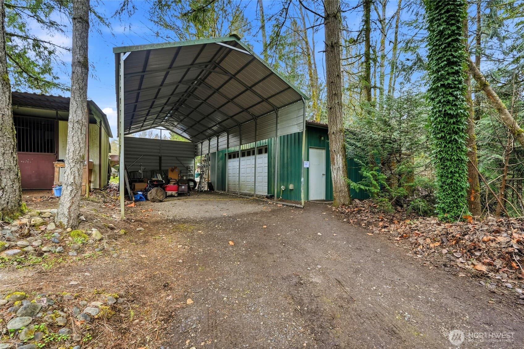 Property photo 33