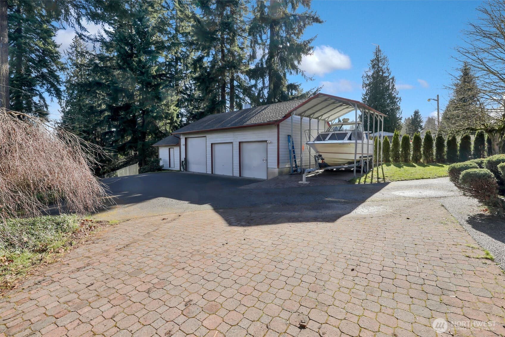 Property photo 33