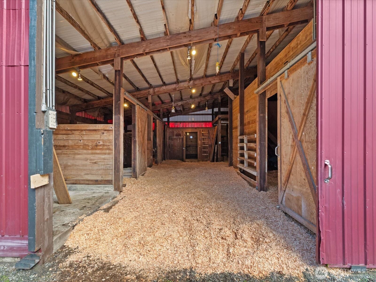 Property photo 37