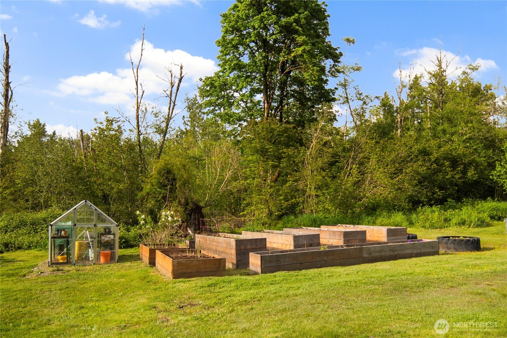 Property photo 38