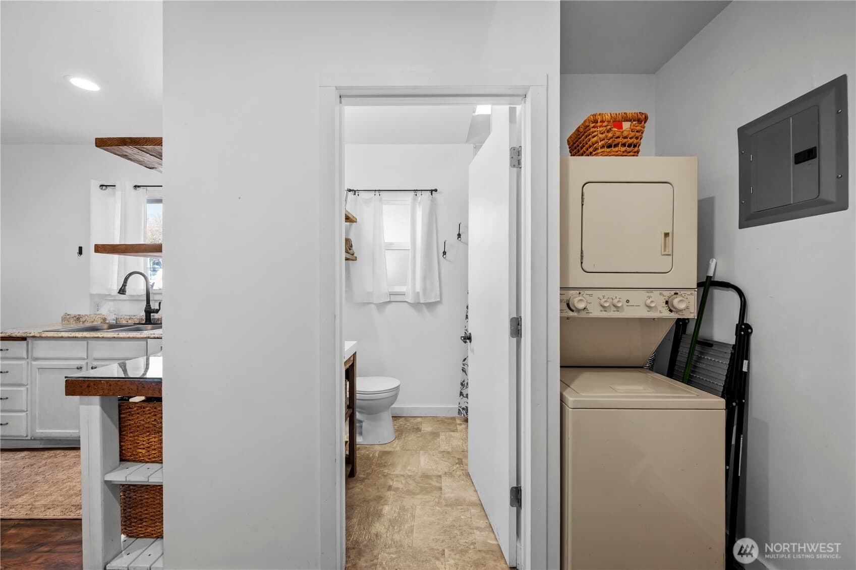 Property photo 31