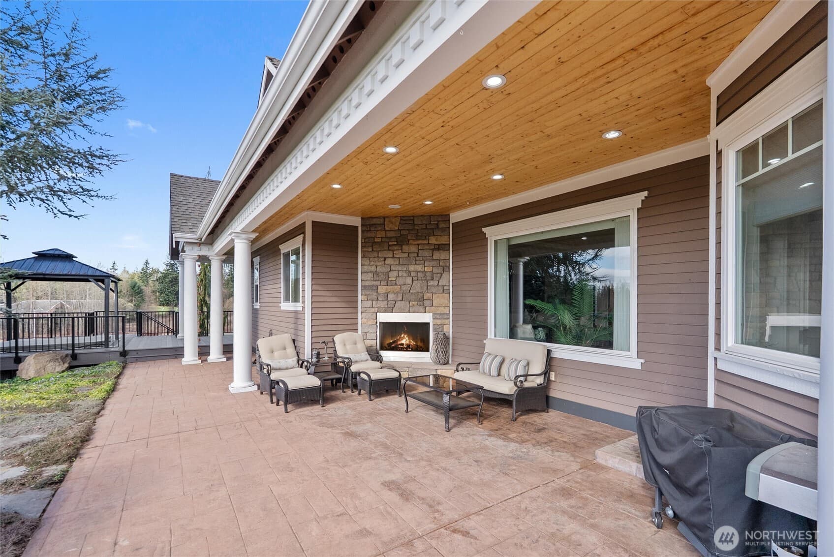 Property photo 33