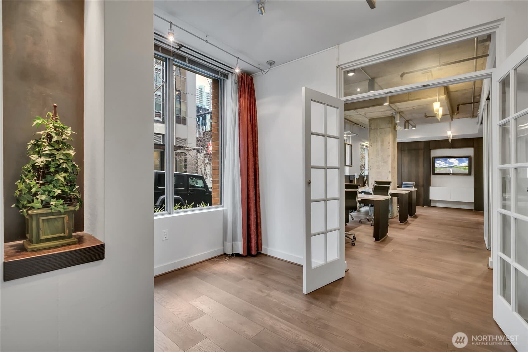 Property photo 31