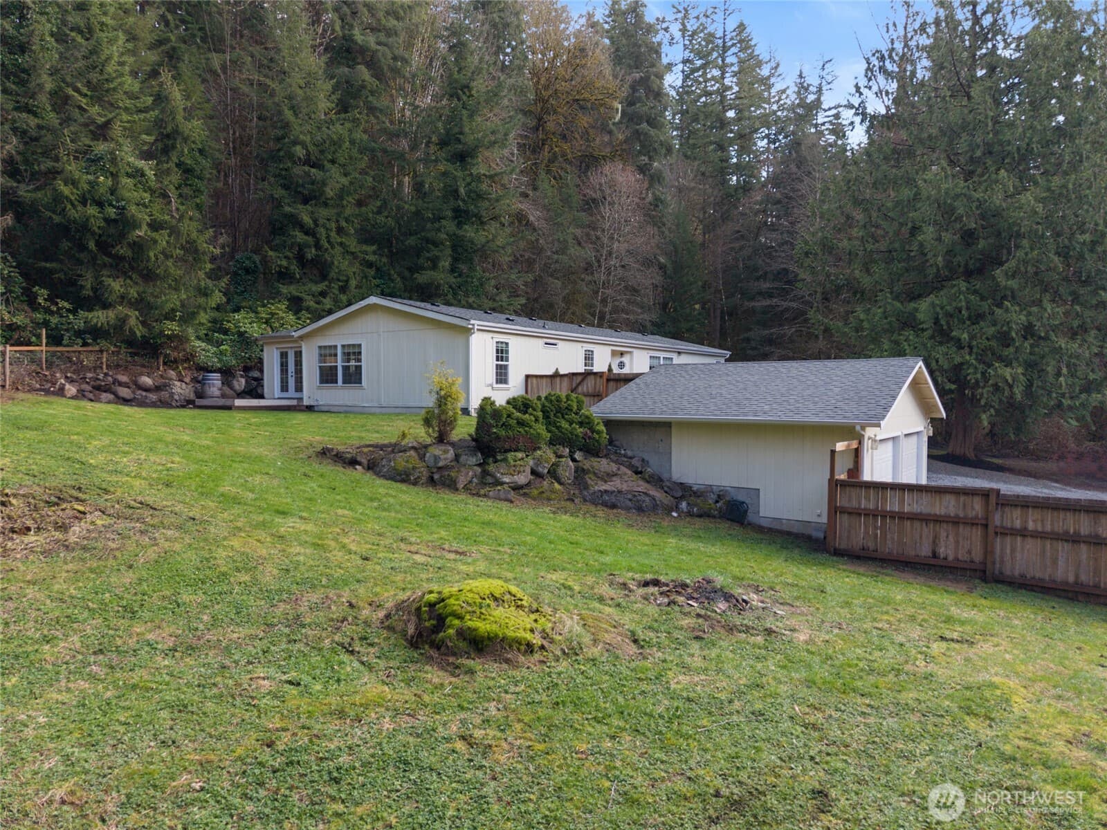 Property photo 31