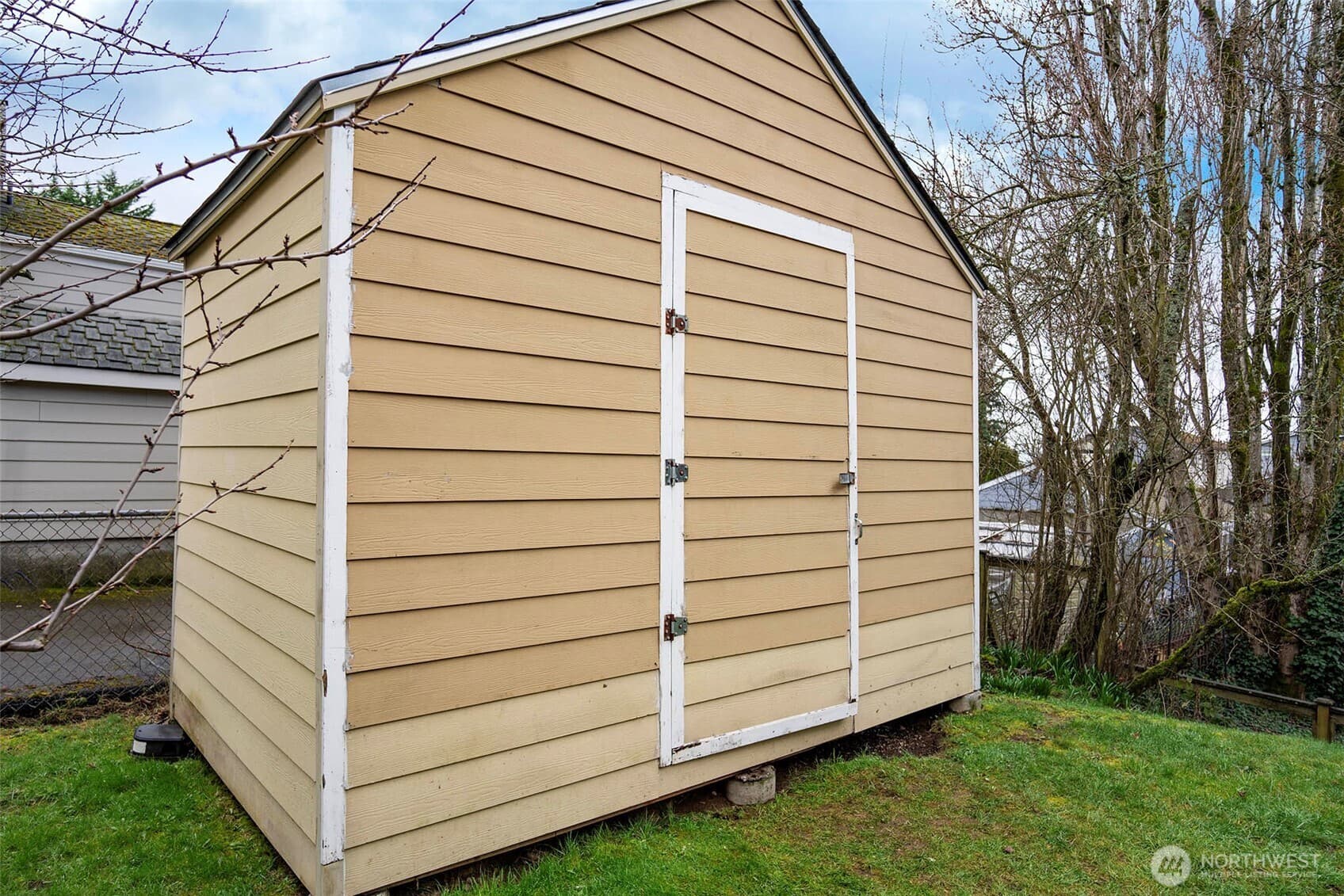 Property photo 32