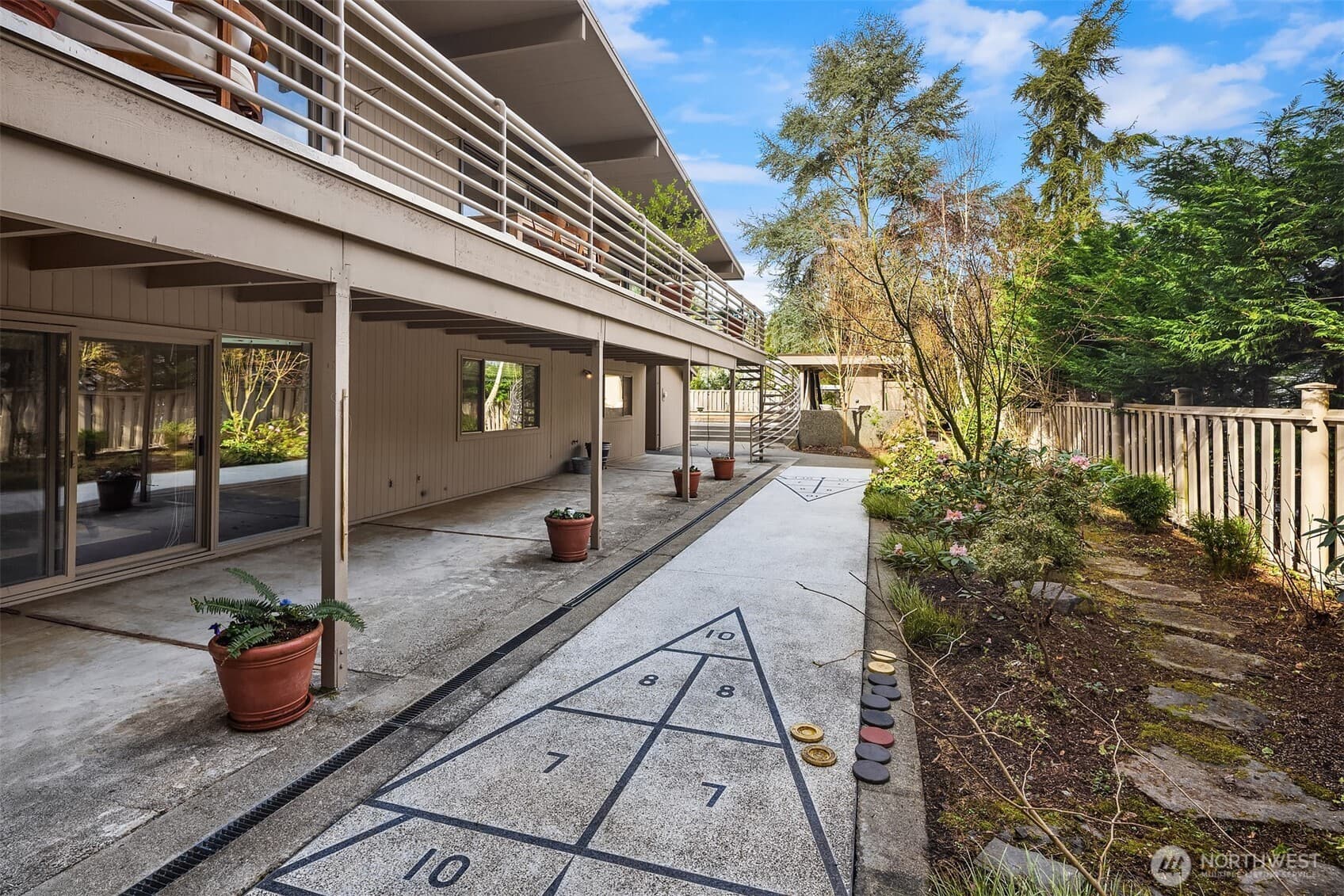Property photo 37