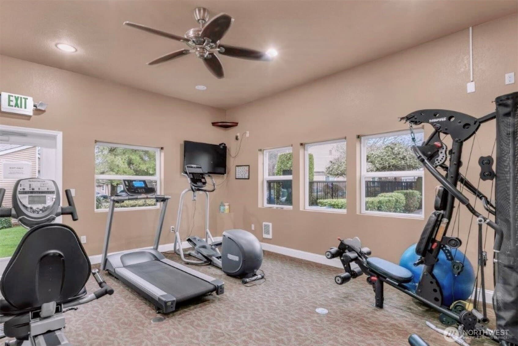 Property photo 32