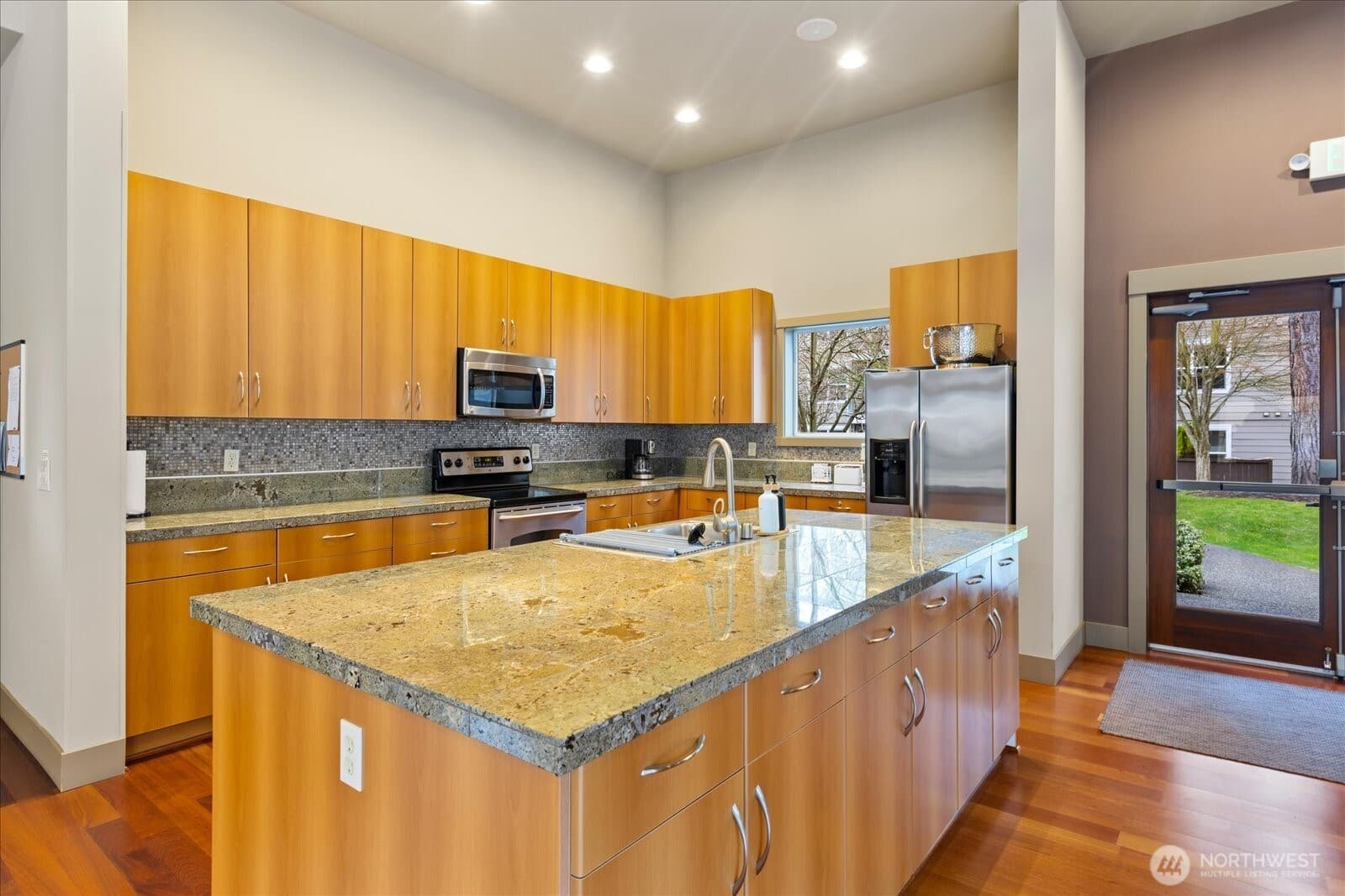 Property photo 35