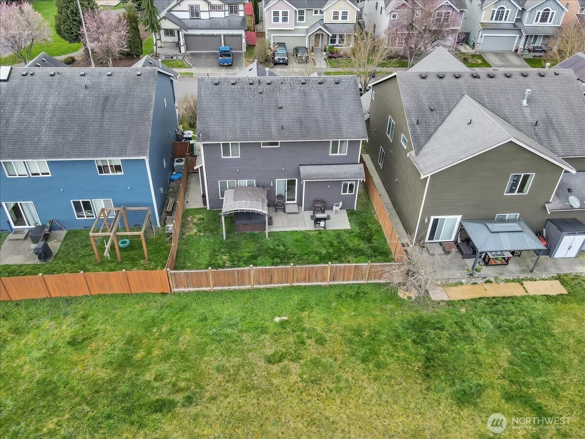 Property photo 32