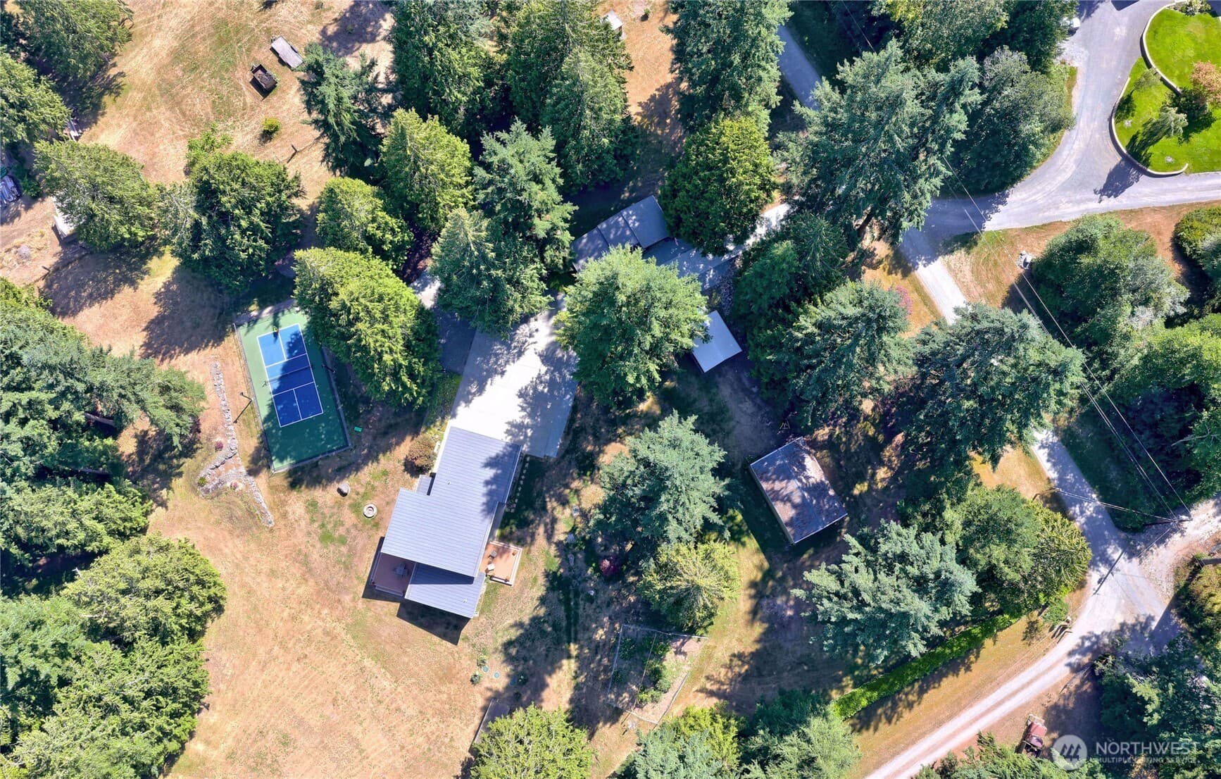 Property photo 35
