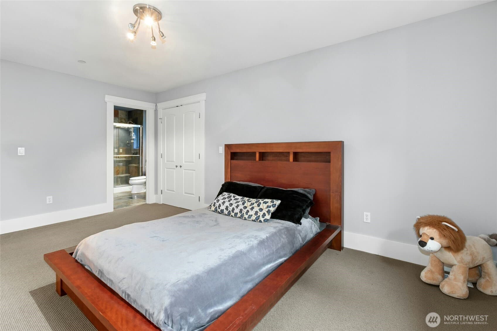 Property photo 32