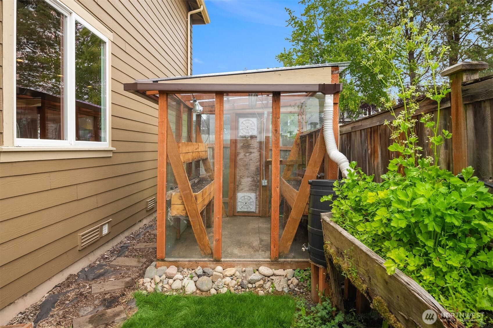 Property photo 40