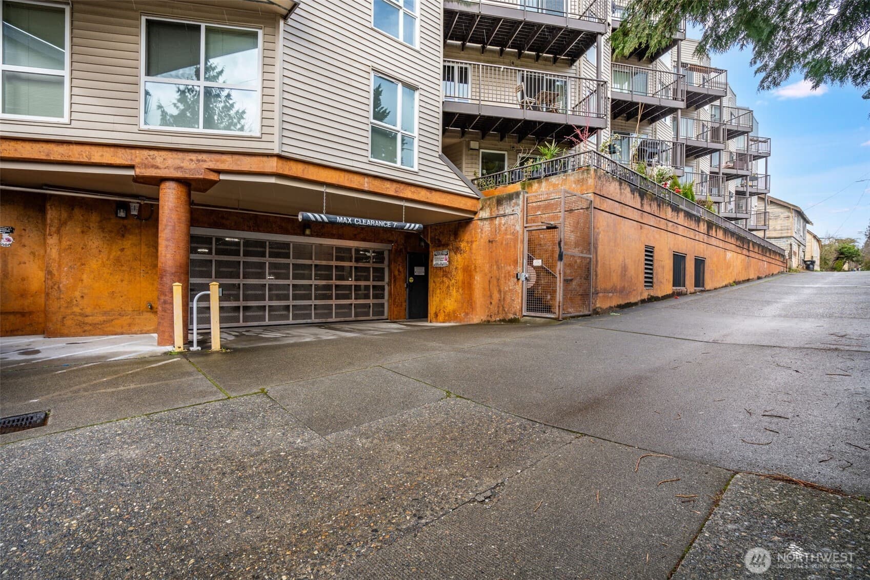 Property photo 32