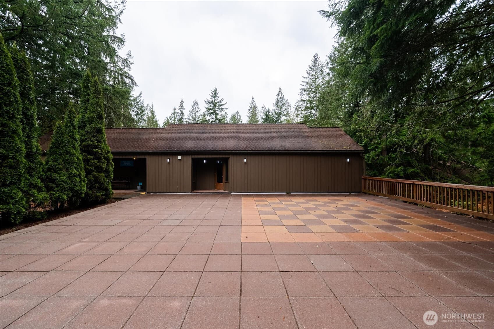 Property photo 32