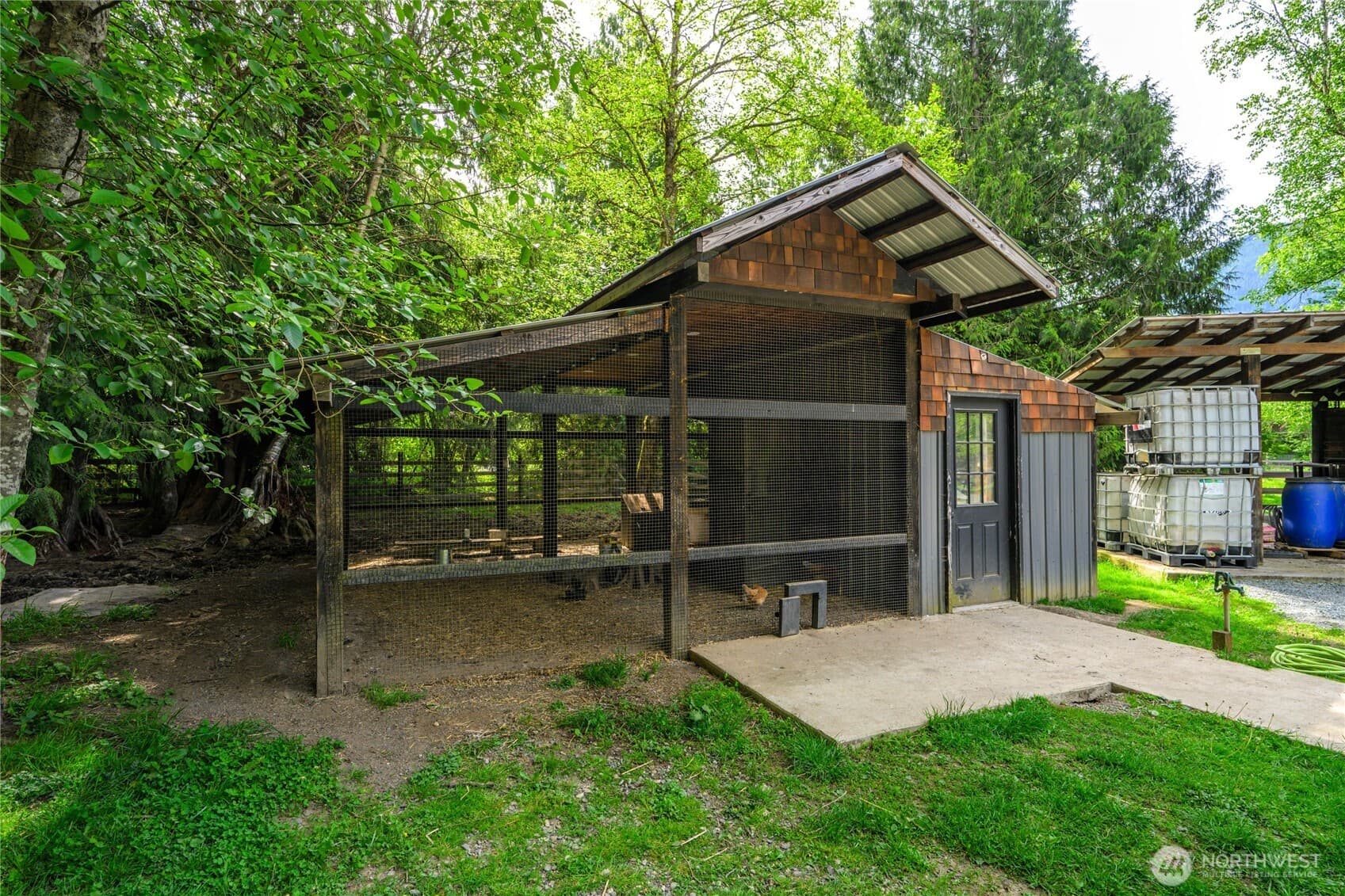 Property photo 30