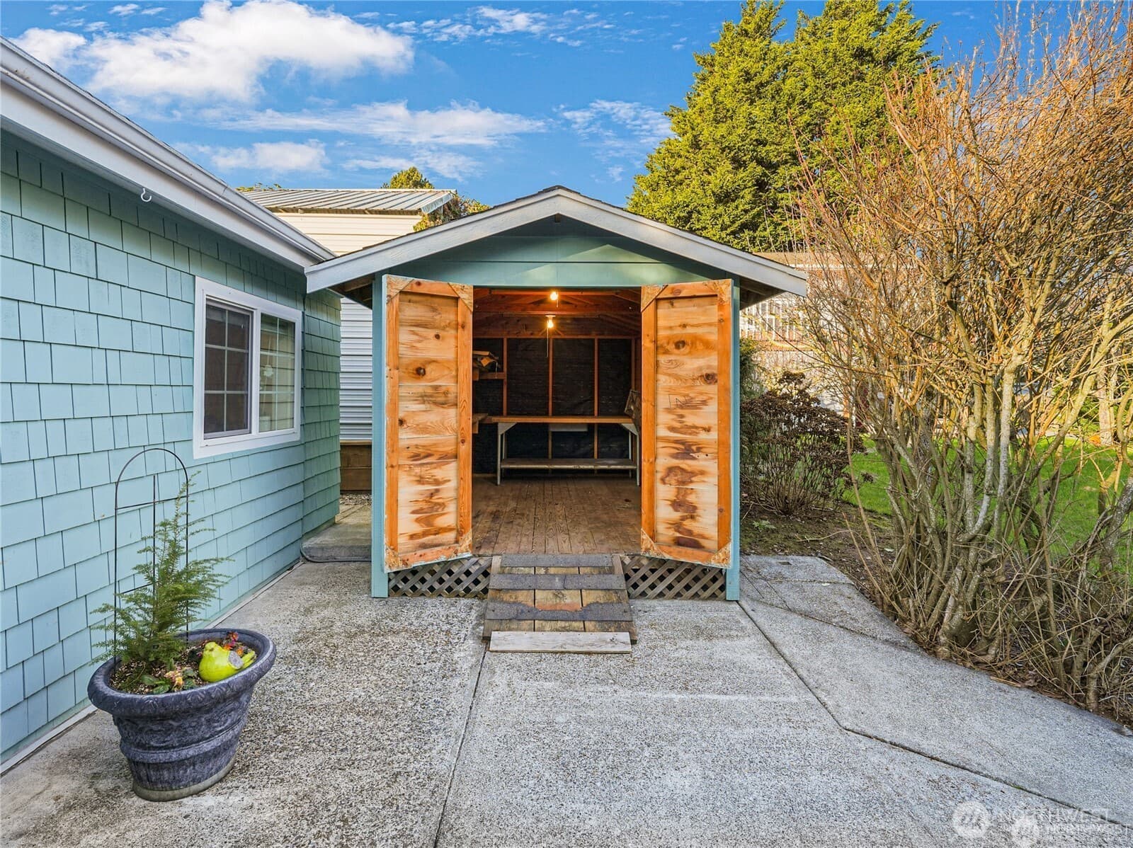 Property photo 25