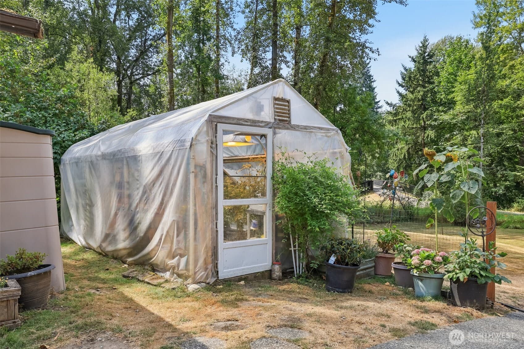 Property photo 37