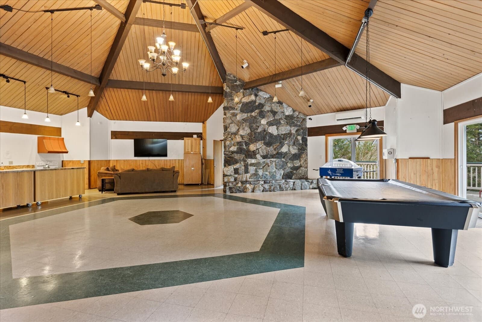 Property photo 31