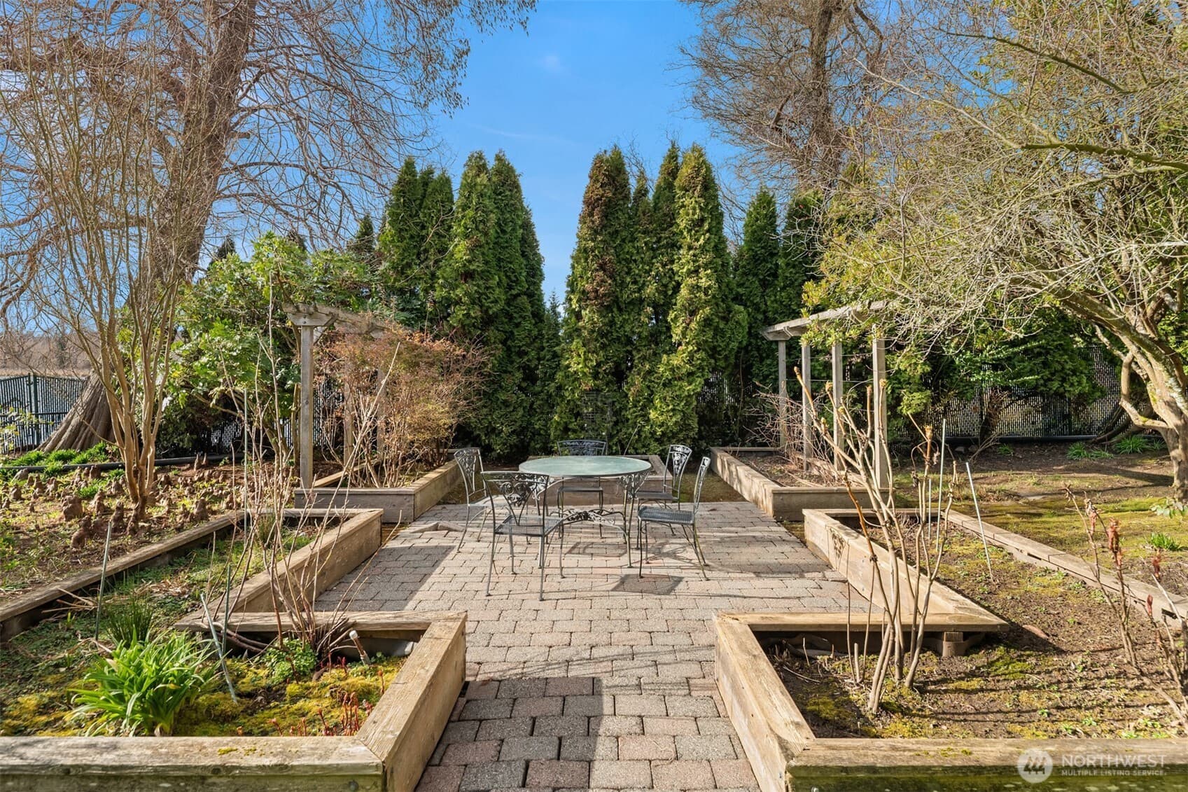 Property photo 32