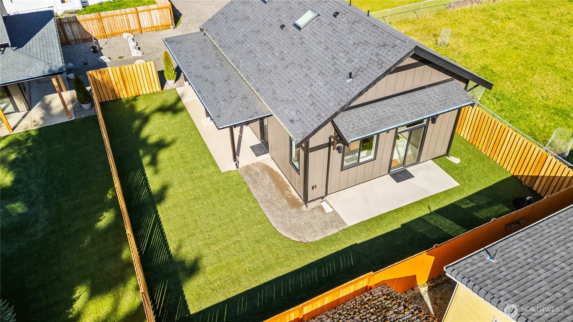 Property photo 33
