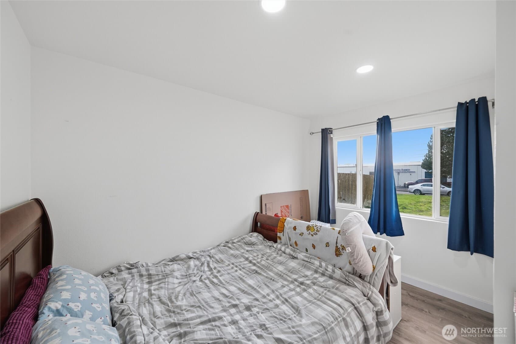 Property photo 35