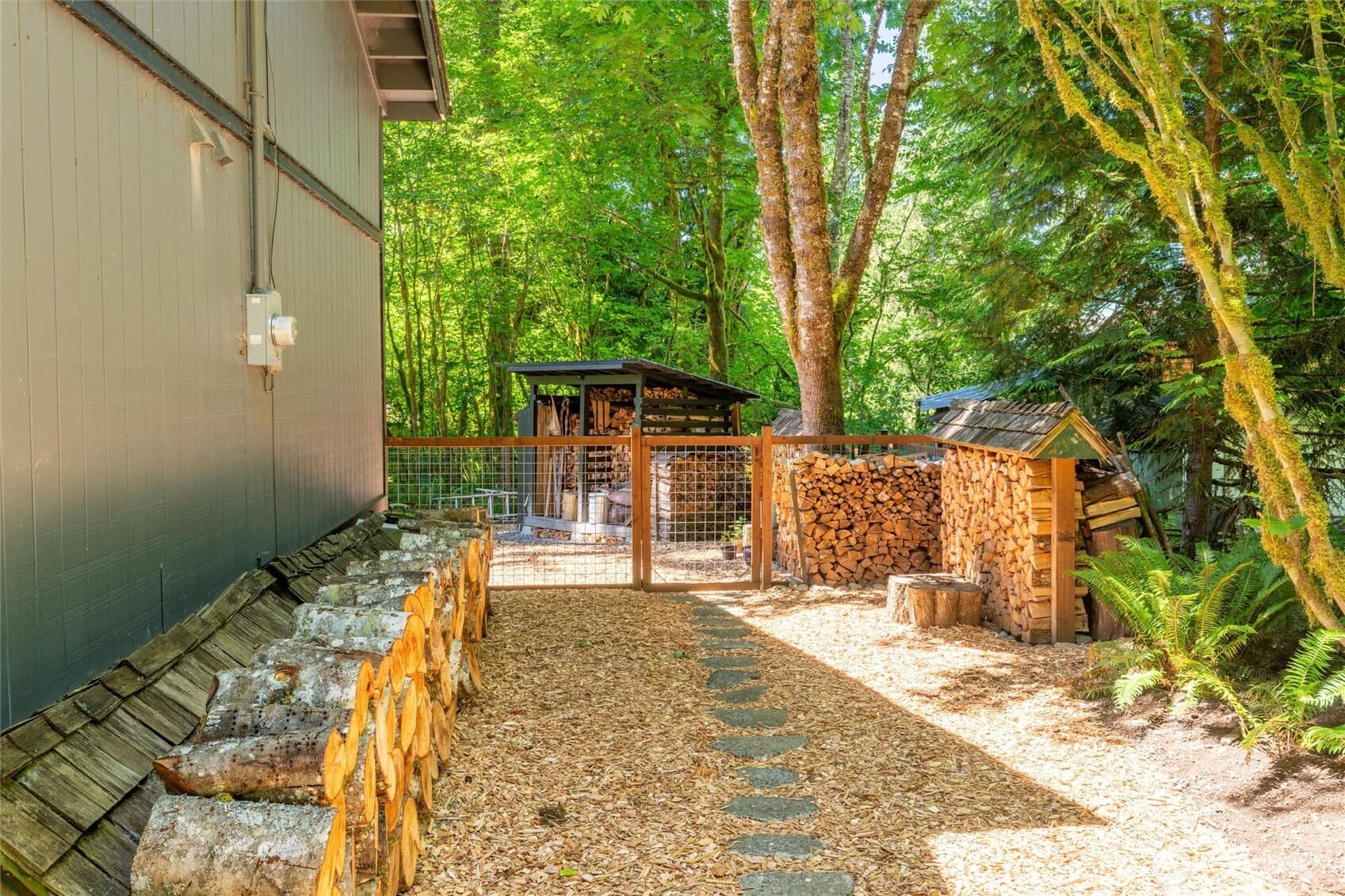 Property photo 34