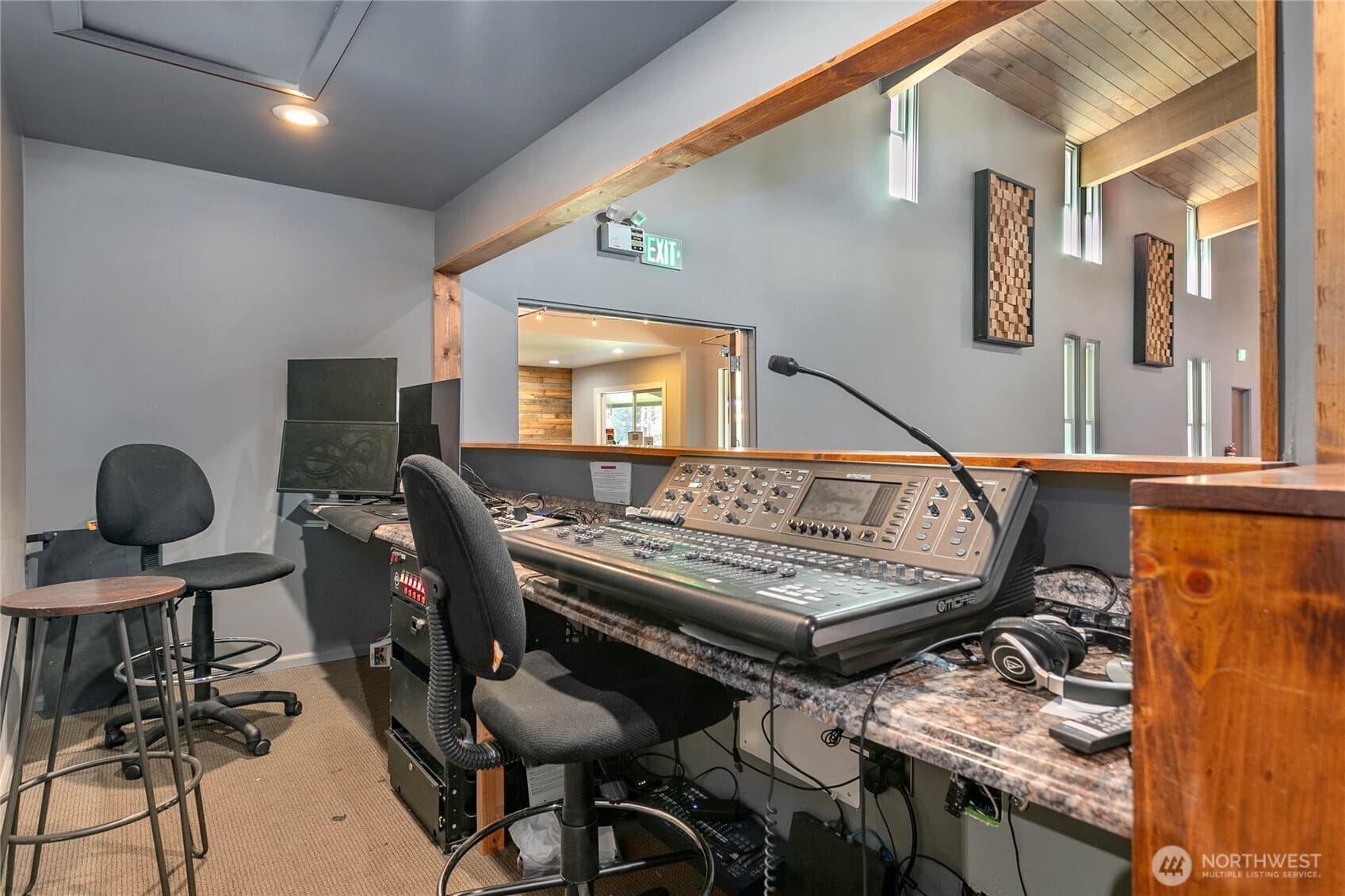 Property photo 36