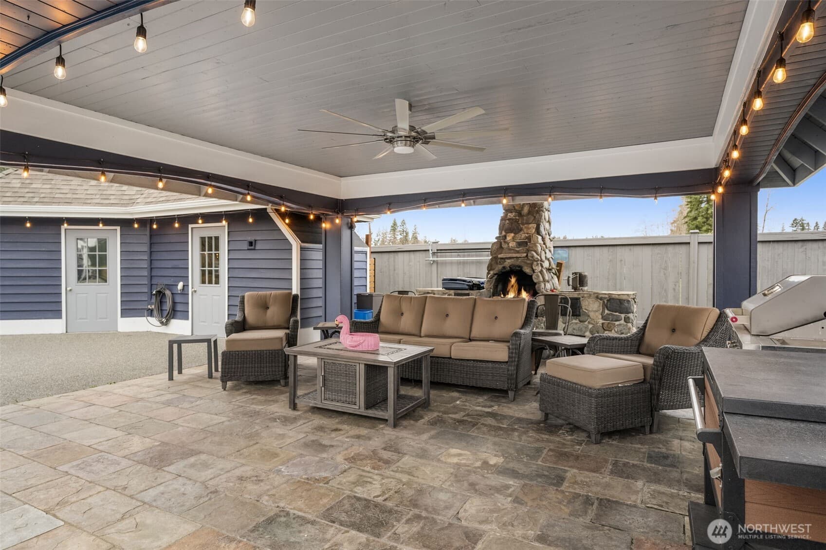 Property photo 33