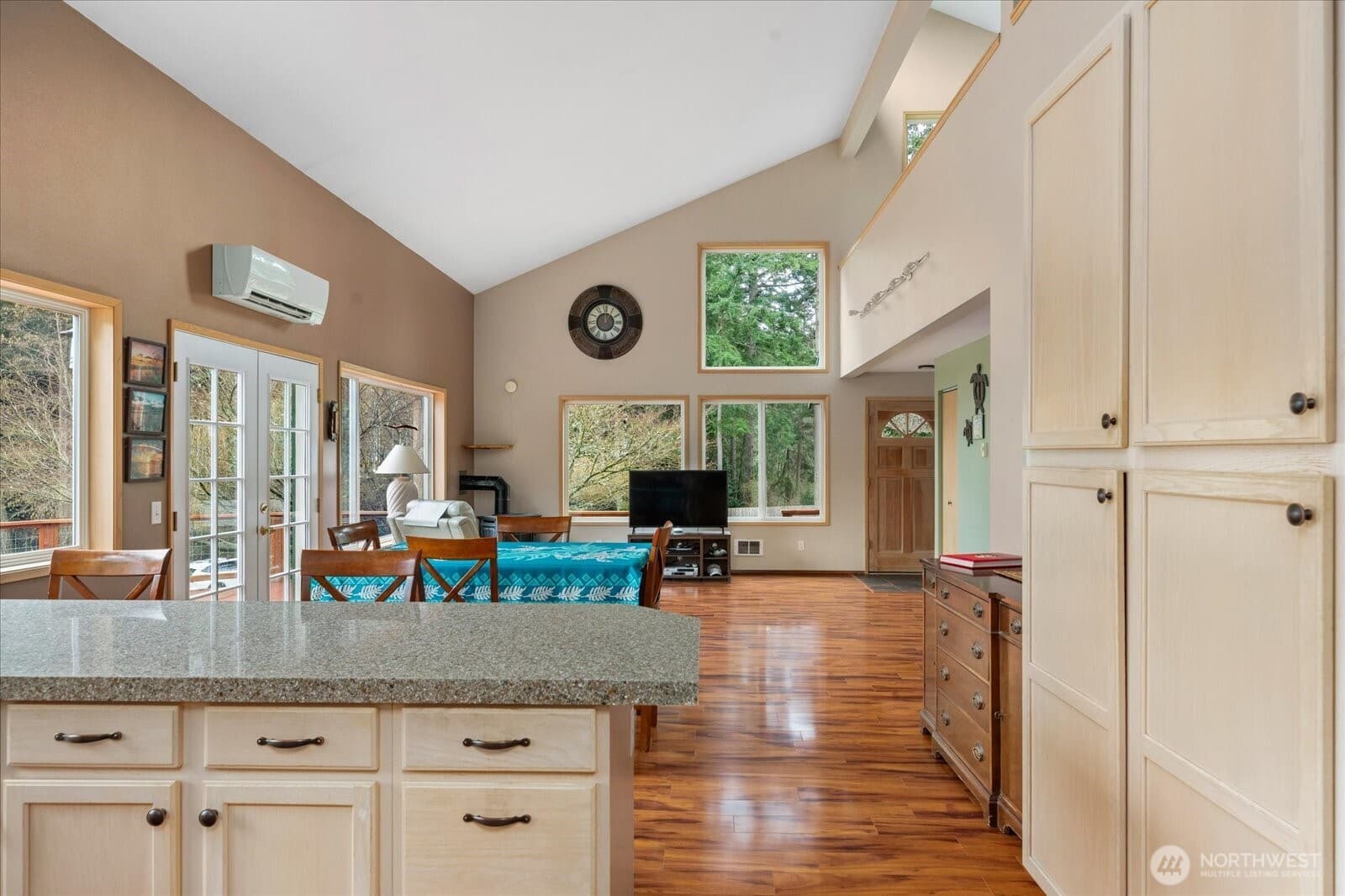 Property photo 25