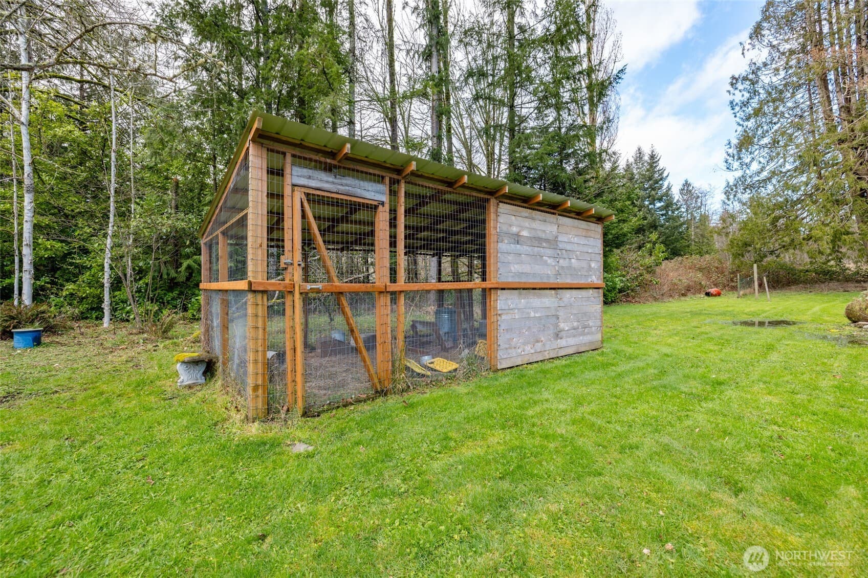 Property photo 37
