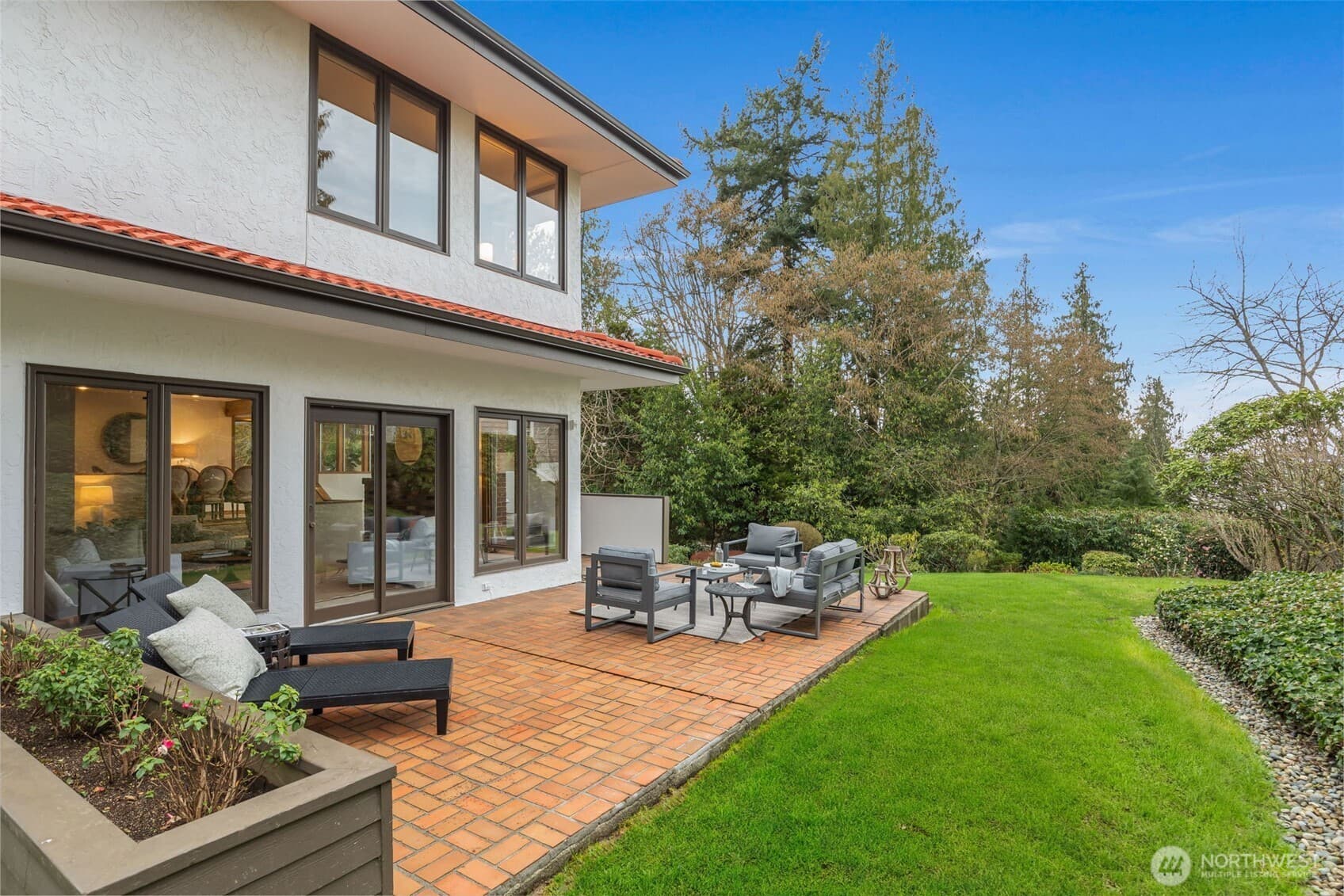 Property photo 33