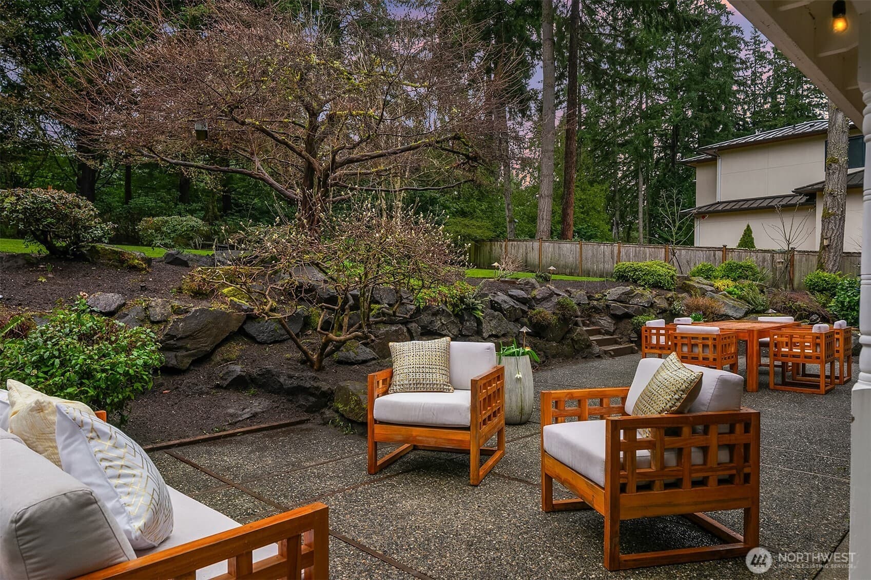 Property photo 32