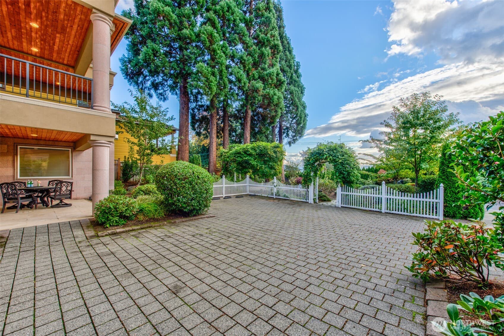 Property photo 33