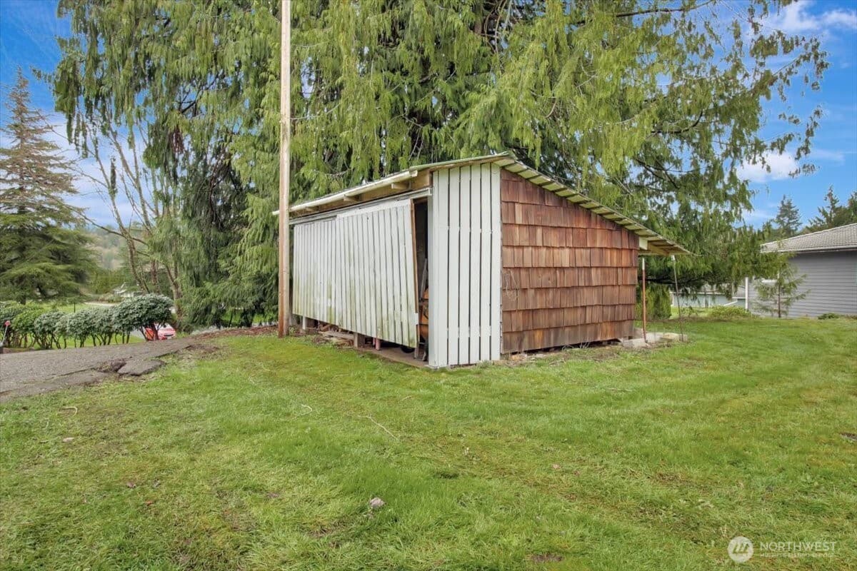 Property photo 35